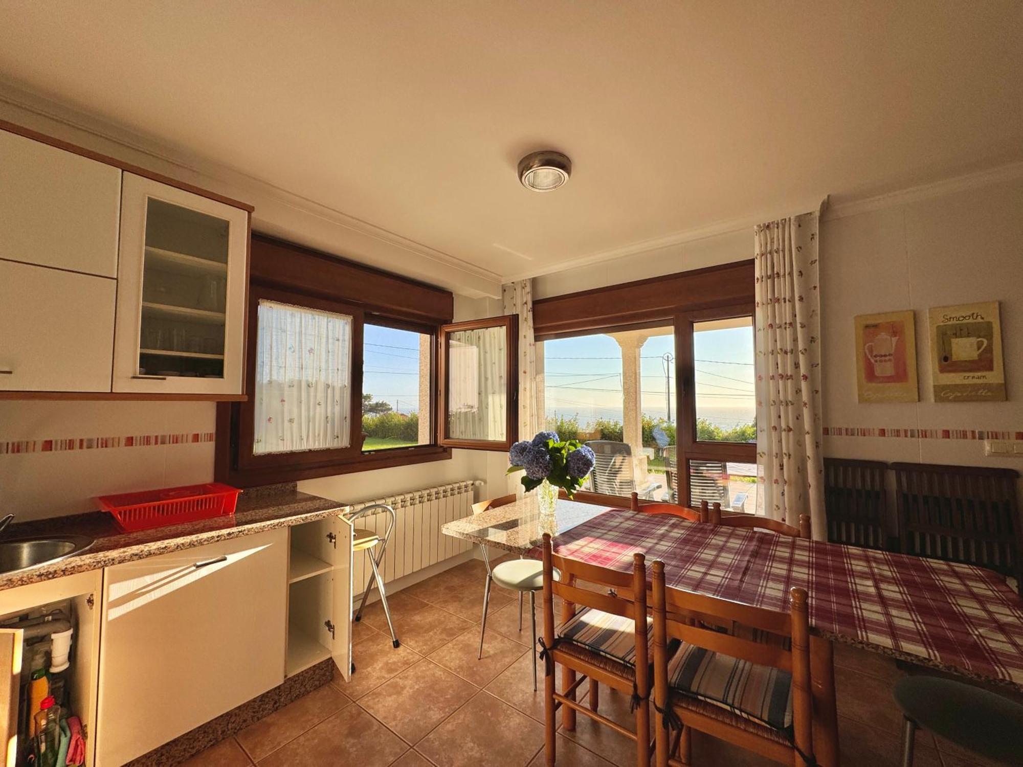Rooms Peregrinos B Casa Alicia Rosal Luaran gambar