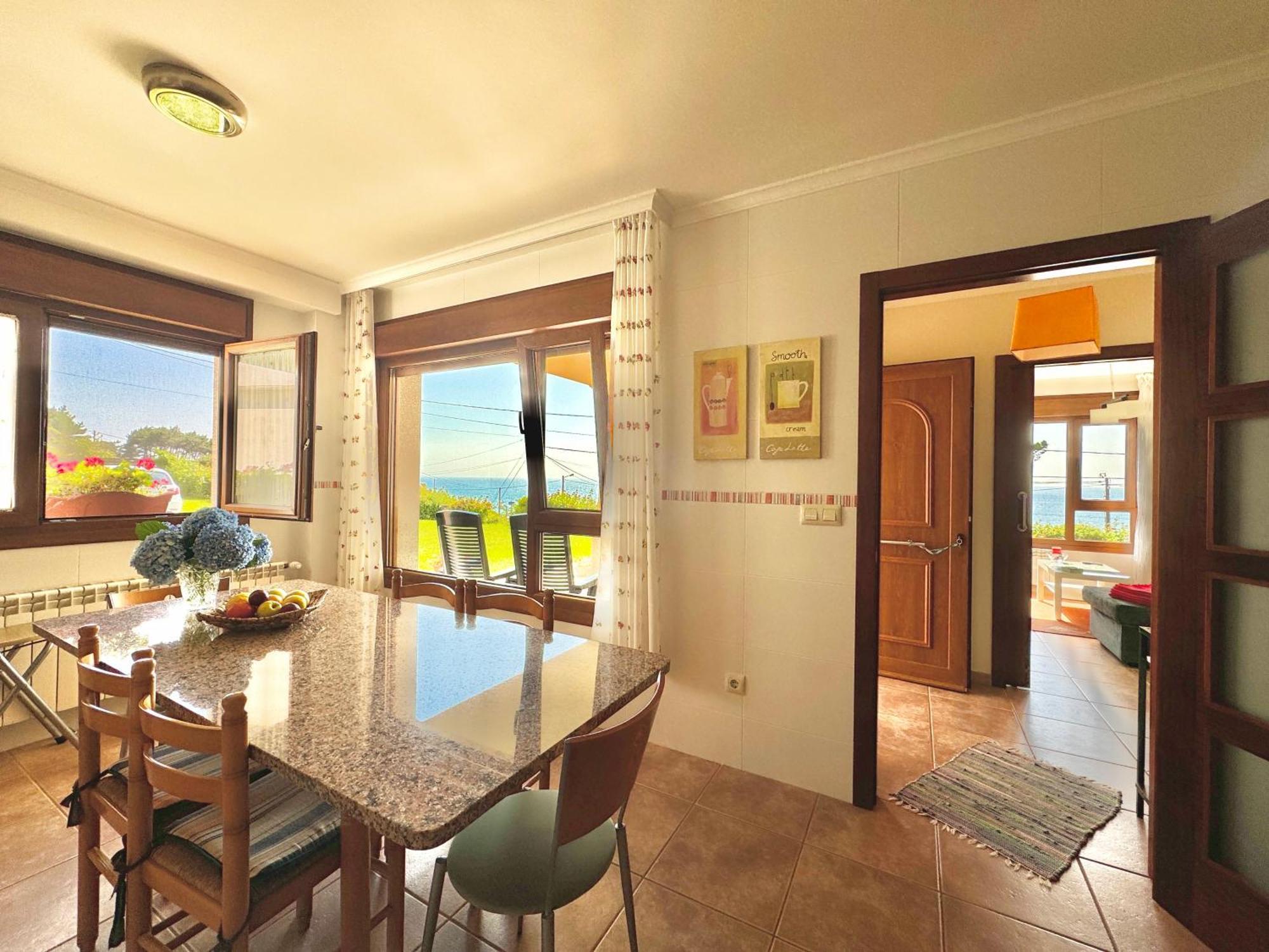 Rooms Peregrinos B Casa Alicia Rosal Luaran gambar