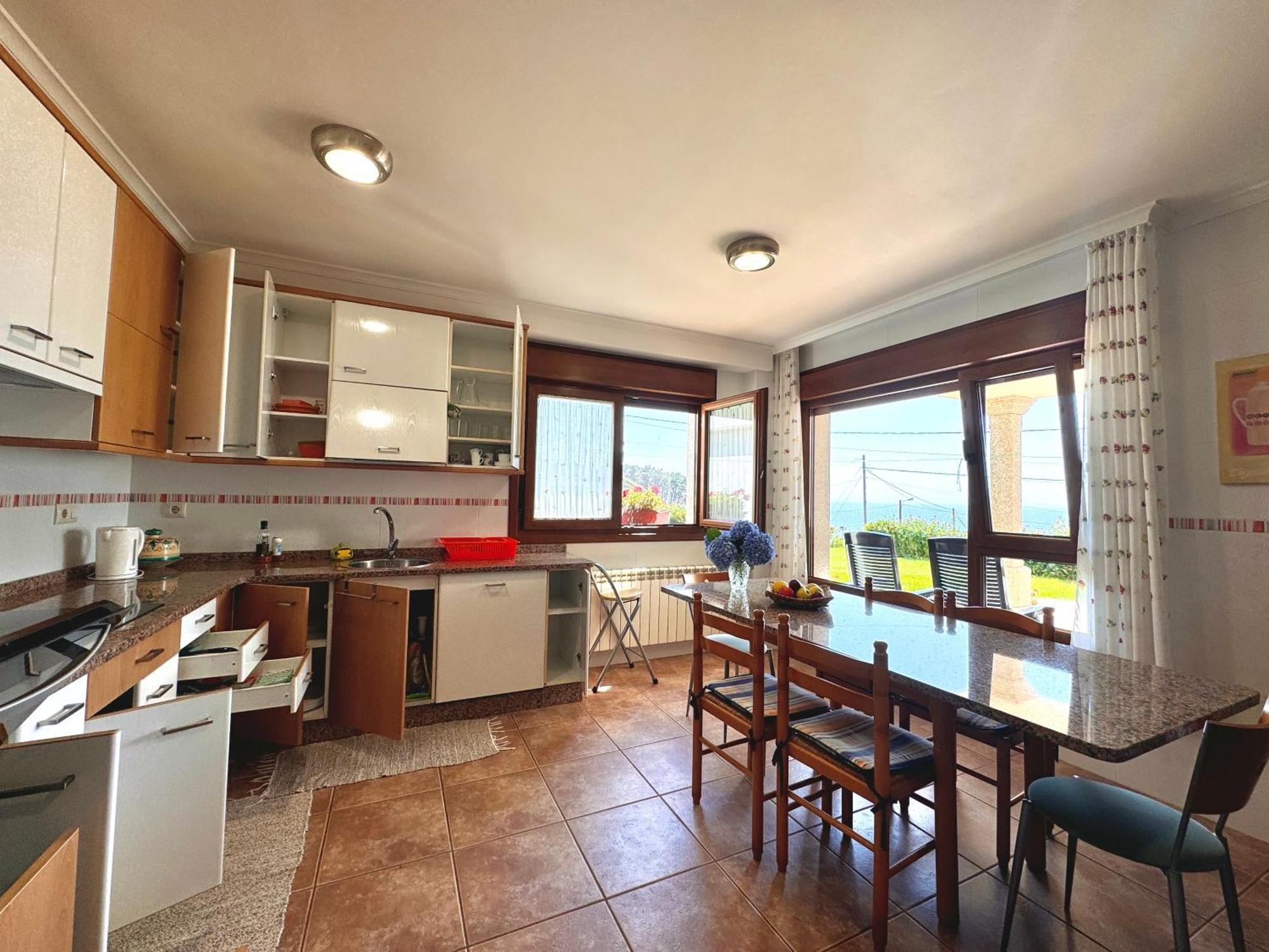 Rooms Peregrinos B Casa Alicia Rosal Luaran gambar